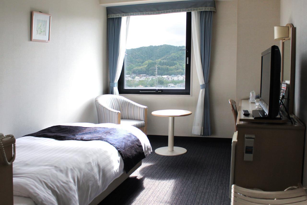 Hotel Verfort Hyuga Extérieur photo